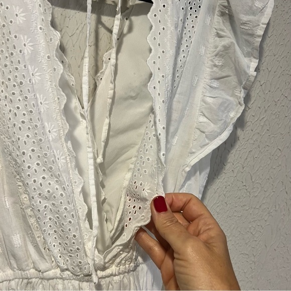 American Eagle Outfitters White Eyelet Cotton Romper size small - Picture 12 of 15